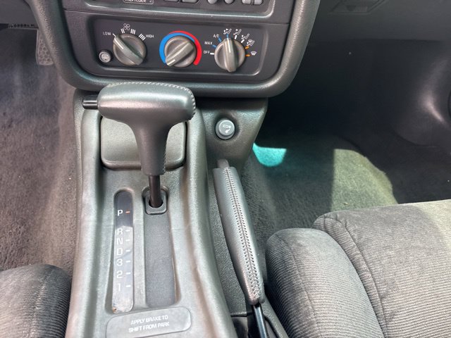 Used 1994 Pontiac Firebird Coupe RWD image 12