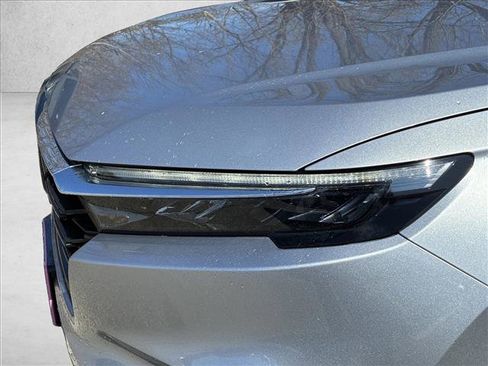 Used 2025 Honda CR-V LX image 10