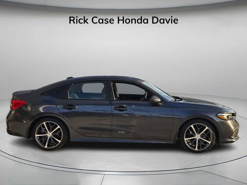 Certified 2024 Honda Civic Touring image 3