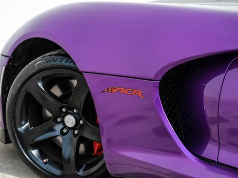 Used 2013 SRT Viper GTS w/ GTS Laguna Interior Pkg image 38