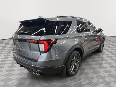 Used 2026 Ford Explorer ST w/ Sun And Sound Package image 5