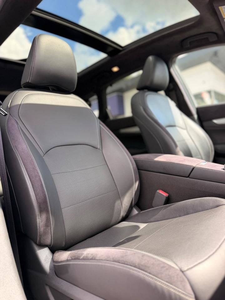 Used 2019 INFINITI QX50 Essential w/ Sensory Package AWD/4WD image 14