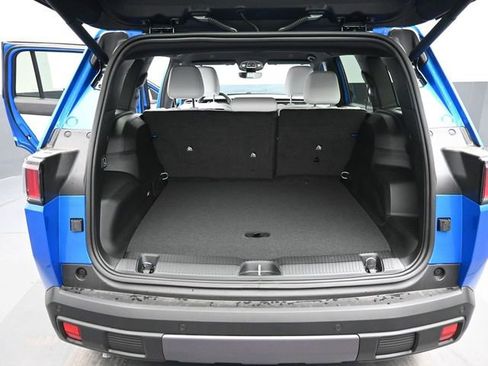 New 2026 Jeep Cherokee Limited AWD/4WD image 19