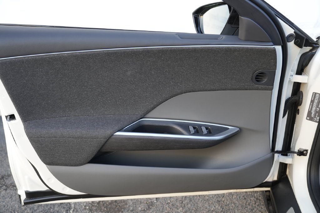 Used 2024 Lucid Air Pure RWD image 19