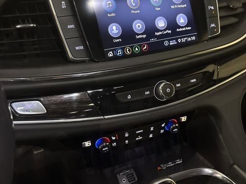 Used 2021 Buick Enclave Avenir w/ Avenir Technology Package image 3