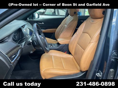 Used 2019 Cadillac XT4 Premium Luxury w/ Technology Package AWD/4WD image 14