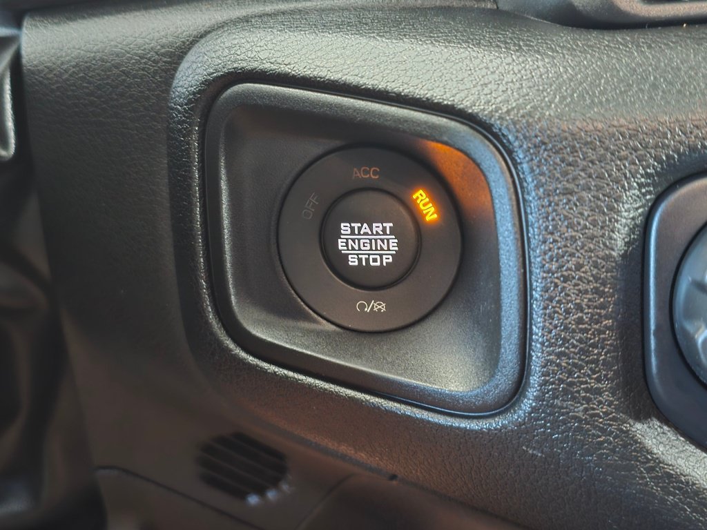 Used 2024 Jeep Wrangler Sport AWD/4WD image 28