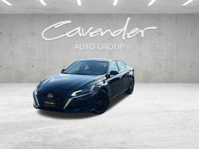 New 2025 Nissan Altima 2.5 SV