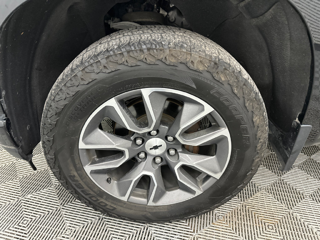 Used 2021 Chevrolet Silverado 1500 RST AWD/4WD image 11