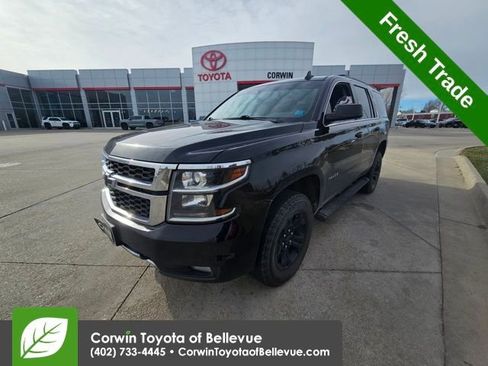 Used 2018 Chevrolet Tahoe LT w/ Z71 Midnight Edition image 8