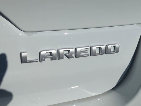 New 2025 Jeep Grand Cherokee Laredo w/ MOPAR Finishing Package image 13
