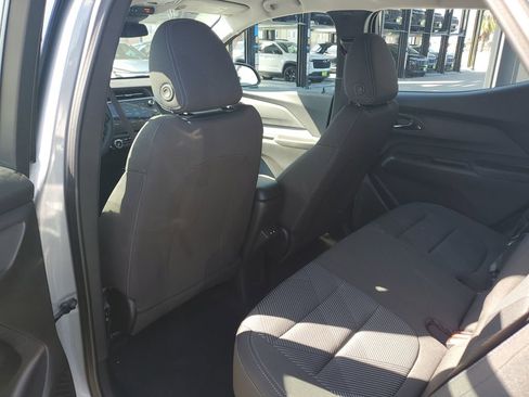 Used 2027 Chevrolet Bolt LT w/ Comfort Package FWD image 14
