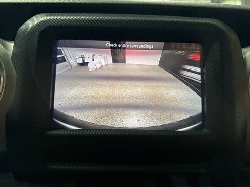 Used 2019 Jeep Wrangler Unlimited Sahara image 13