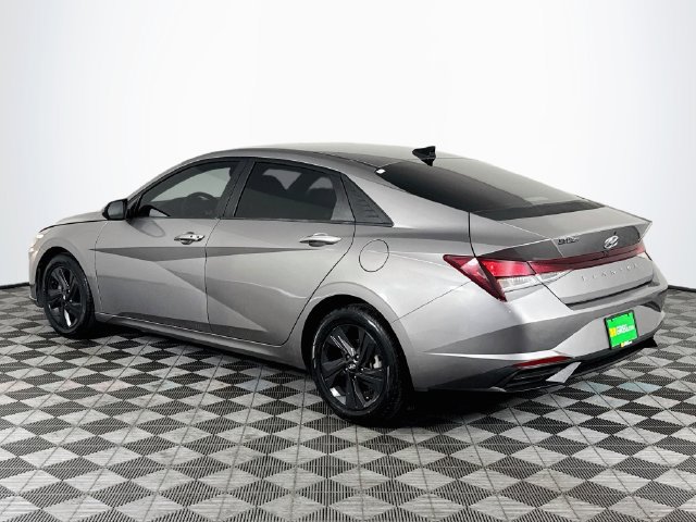 Used 2021 Hyundai Elantra SEL FWD image 6