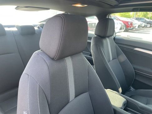 Used 2020 Honda Civic EX image 6