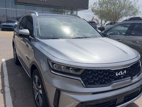 Used 2023 Kia Sorento SX Prestige w/ Panoramic Sunroof Package image 1