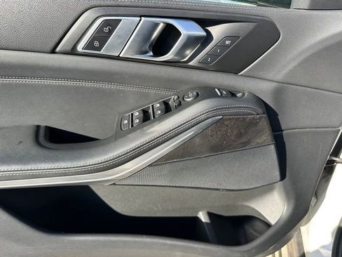 Used 2023 BMW X5 xDrive40i image 21