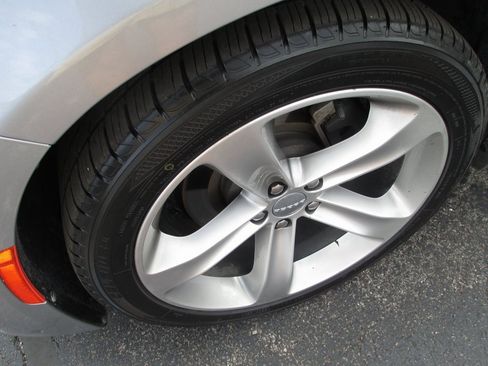 Used 2016 Dodge Charger R/T image 10