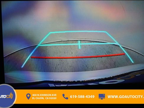 Used 2022 Toyota Corolla LE image 11