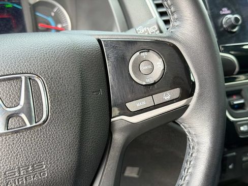 Used 2021 Honda Pilot Touring image 39
