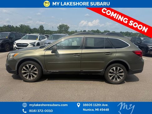 Used 2017 Subaru Outback 2.5i Limited AWD/4WD image 4