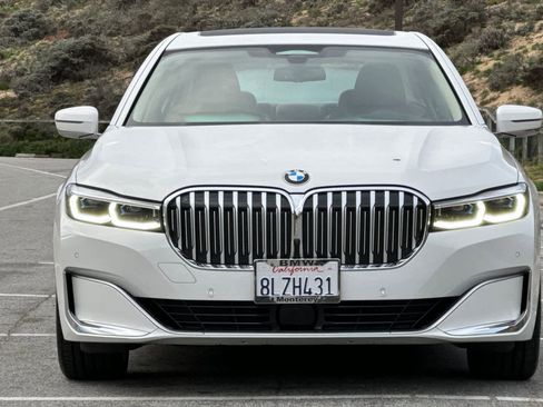 Used 2020 BMW 745e xDrive image 10