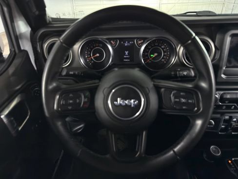 Used 2022 Jeep Gladiator Sport AWD/4WD image 28