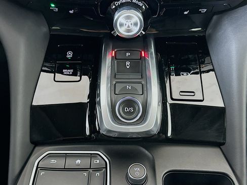 Used 2023 Acura MDX SH-AWD w/ Technology Package image 24