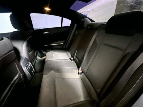 Used 2019 Dodge Charger SXT RWD image 21