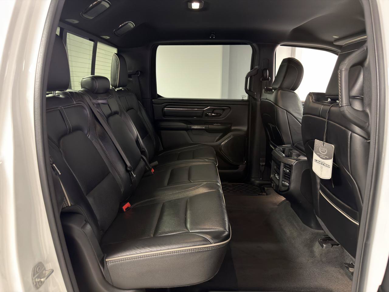 Used 2022 RAM 1500 Limited w/ Night Edition AWD/4WD image 27