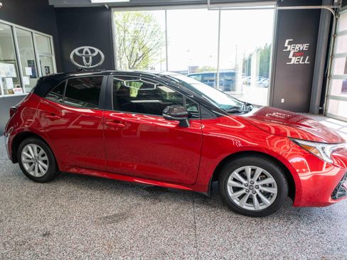Used 2024 Toyota Corolla SE image 5
