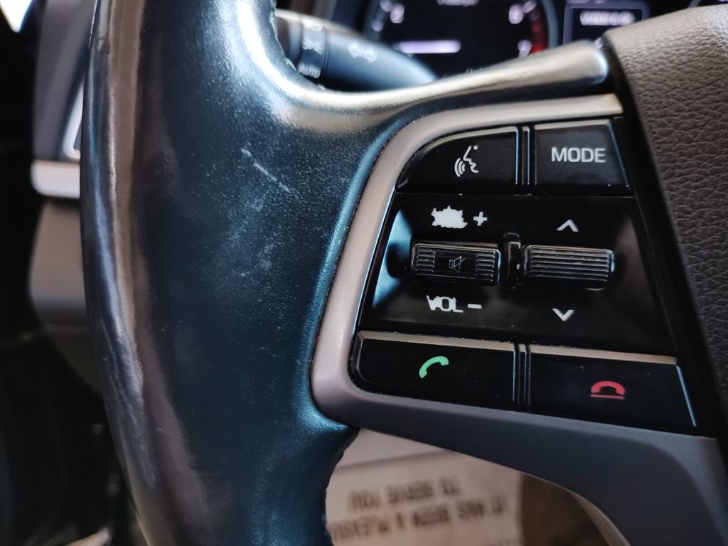 Used 2018 Hyundai Elantra Value Edition FWD image 24