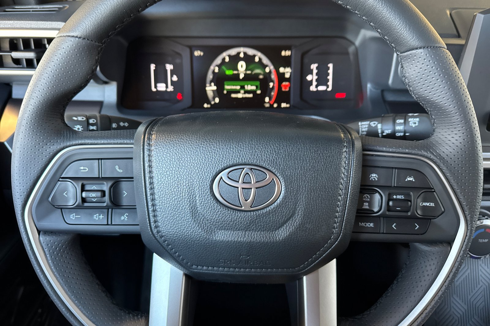 New 2026 Toyota 4Runner SR5 AWD/4WD image 21