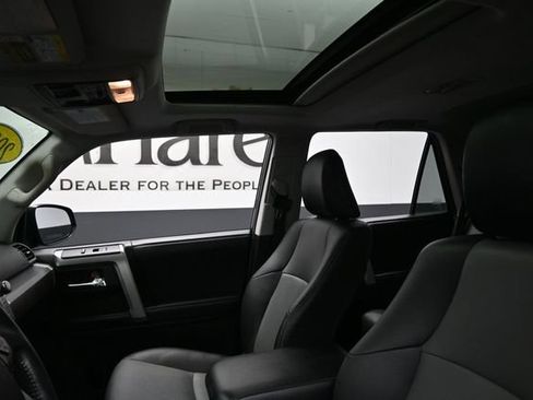 Used 2019 Toyota 4Runner SR5 Premium AWD/4WD image 18