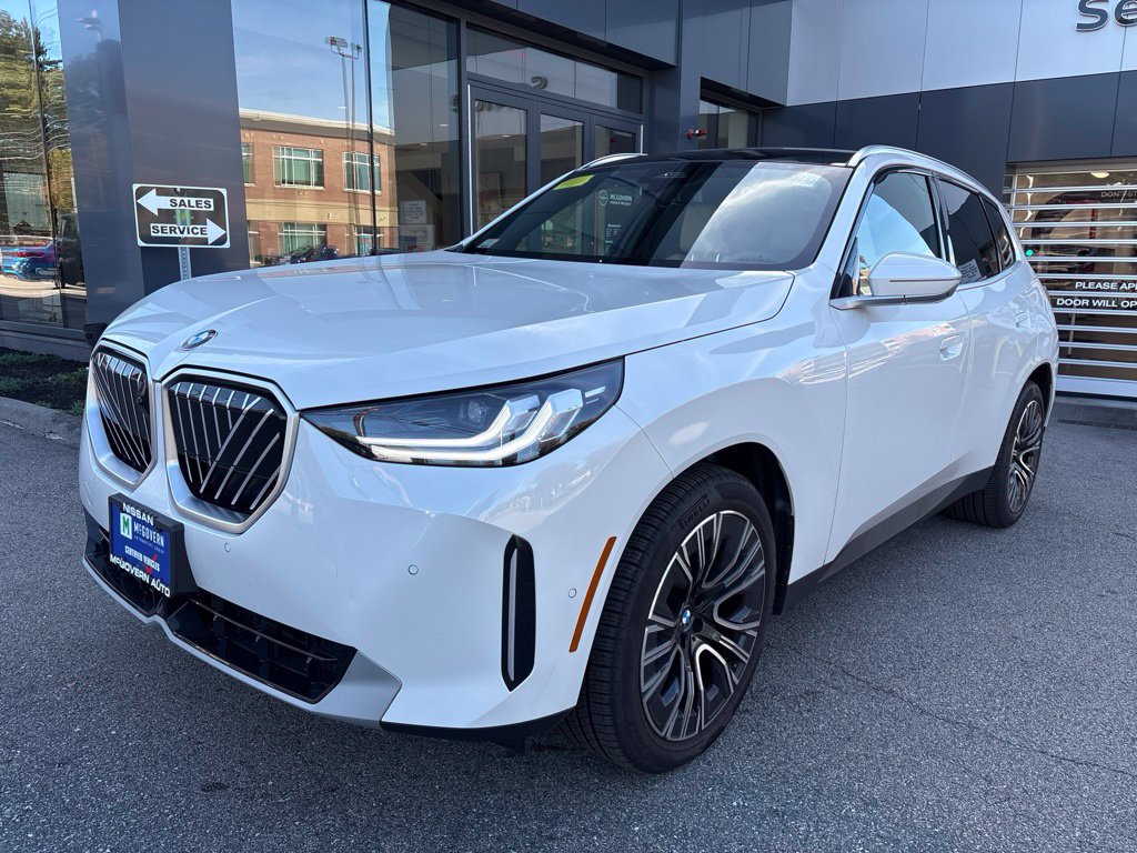 Used 2026 BMW X3 xDrive30i w/ Premium Package AWD/4WD image 2