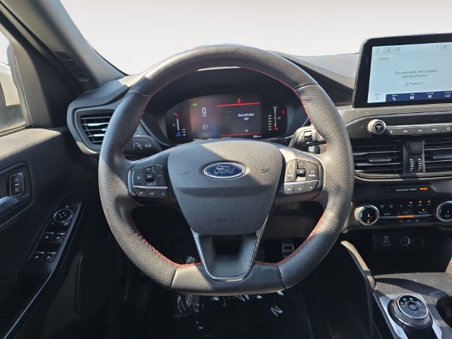 Used 2024 Ford Escape ST-Line Select AWD/4WD image 12