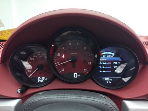 Certified 2023 Porsche 718 Boxster Spyder RWD image 11