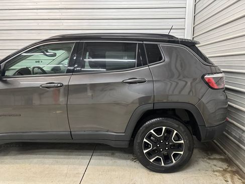 Used 2021 Jeep Compass Trailhawk AWD/4WD image 5