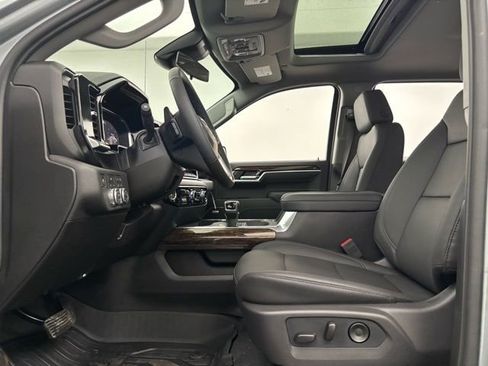 New 2026 GMC Sierra 1500 Elevation w/ Elevation Premium Package image 16