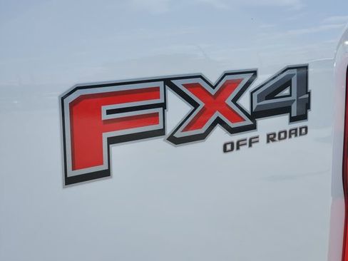 Used 2024 Ford F250 XL w/ STX Appearance Package AWD/4WD image 12