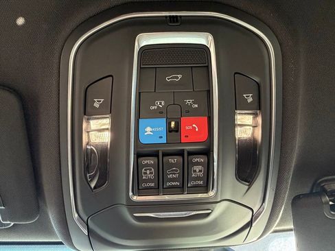 New 2025 Jeep Grand Cherokee L Limited image 26