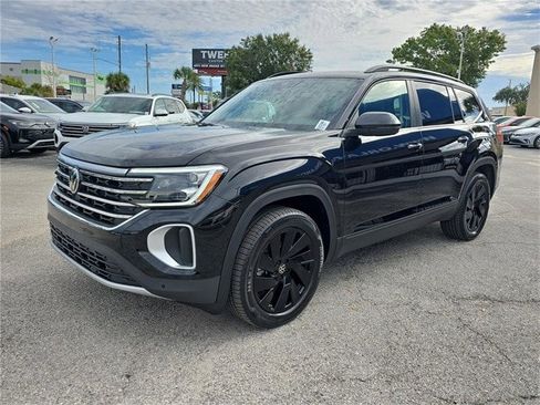 New 2026 Volkswagen Atlas SE image 8