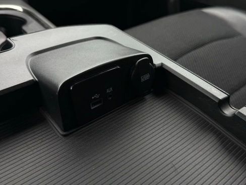 Used 2017 RAM 1500 Sport w/ Sport Premium Group image 28