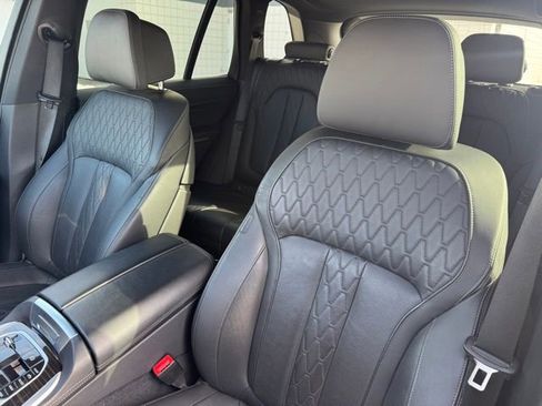 Certified 2025 BMW X5 xDrive50e image 19