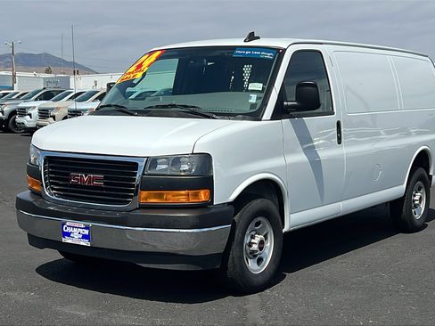 Certified 2024 GMC Savana 2500 w/ Driver Convenience Package RWD image 1