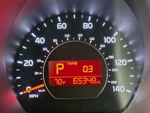 Used 2015 Kia Soul + image 18