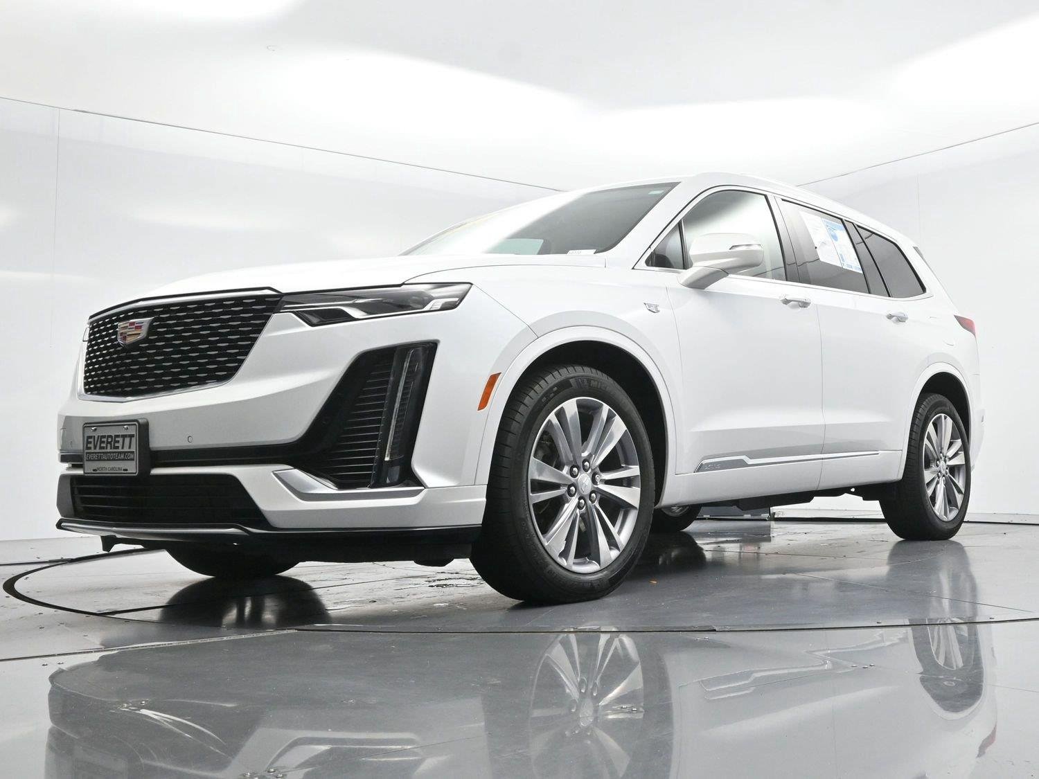 Certified 2024 Cadillac XT6 Premium Luxury AWD/4WD image 52