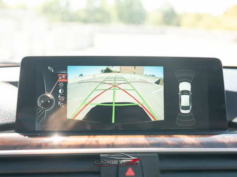 Used 2016 BMW 320i xDrive Sedan image 29