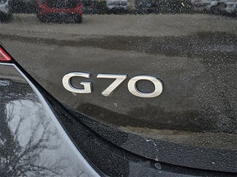 Used 2023 Genesis G70 2.0T image 5