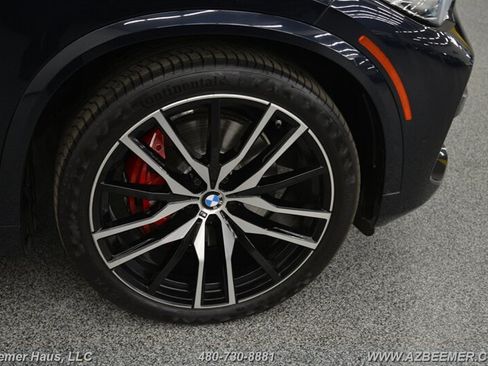 Used 2022 BMW X5 xDrive40i w/ M Sport Package AWD/4WD image 49